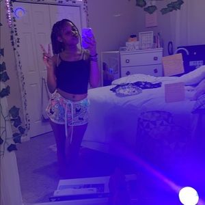 Meet your Posher, Lorato